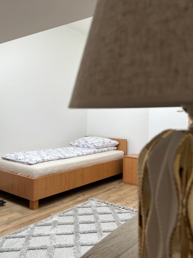 Apartament Tarnow Klimeckiego 11 Екстер'єр фото
